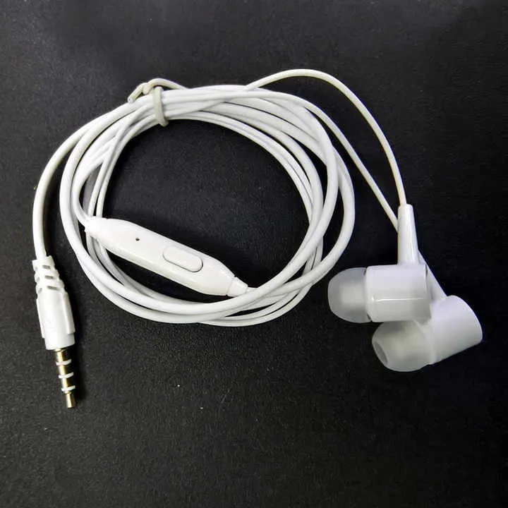 headphones . سماعات