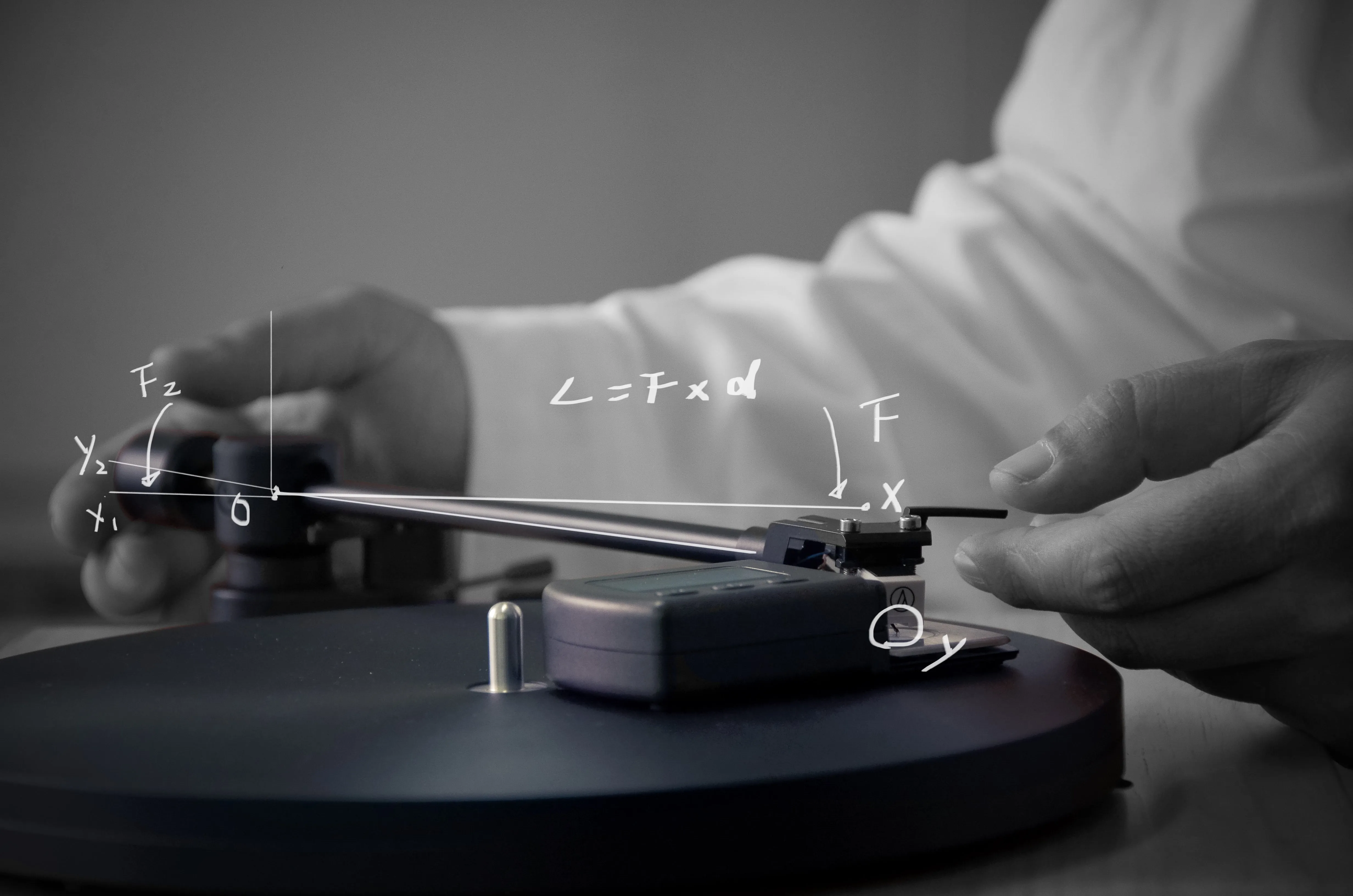 HYM Seed Turntable Speaker